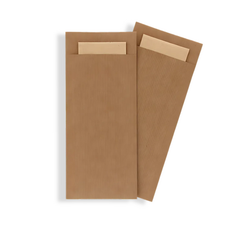 Bestecktasche Braun mit Serviette – recycelt, plastikfrei & ideal für nachhaltige Gastronomie und Events
